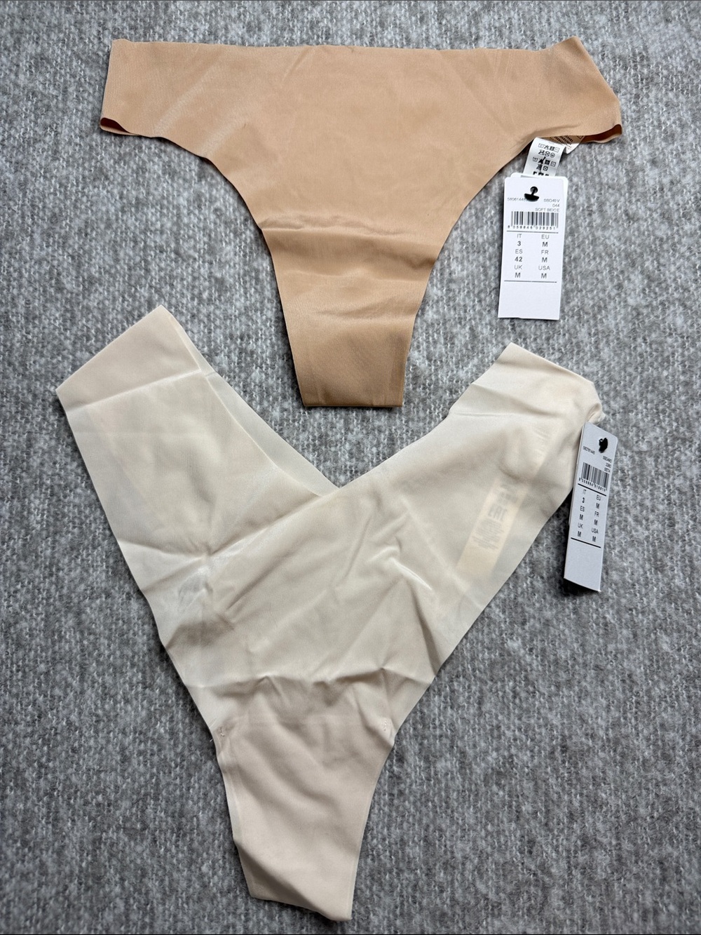 Intimissimi Seamless Thong - Beige / Nude Size M